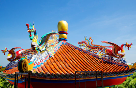 Pattaya, Thailand, Chinese temple of Viharn Sien. Roof. The temple was built in pure Chinese style.