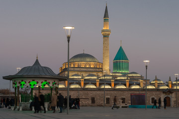 Obraz premium Mevlana Museum at night - Konya, Turkey 