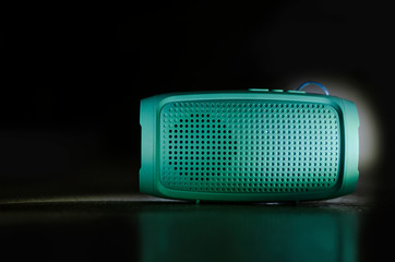 portable blue tooth speaker