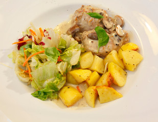 Bratkartoffeln mit Schweinefleisch