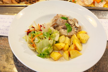 Bratkartoffeln mit Schweinefleisch