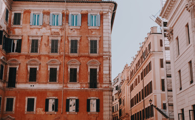 Naklejka premium Streets, houses, and sights in Rome. Sunny summer footage from a trip to Italy