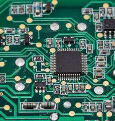 Elektronische Leiterplatten und Bauteile
