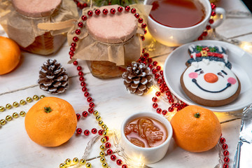 tea with tangerine jam and cookies
