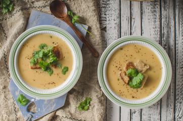 Creamy mushroom soup with fresh herbs garlic croutons - obrazy, fototapety, plakaty