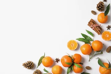 Photo sur Plexiglas Fruits Christmas composition with ripe tangerines and space for text on white background, flat lay