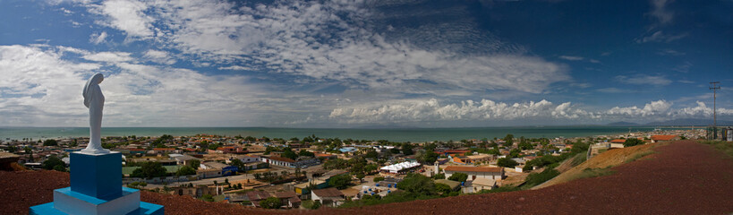 Virgen del pueblo de coche