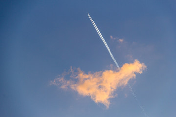 Flug in den Abend