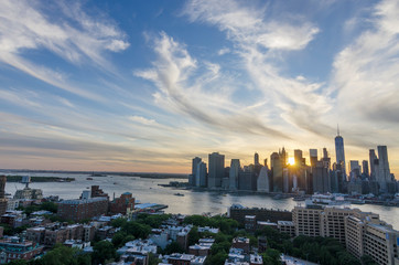 lower manhattan sunset views with dumbo in view