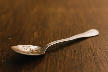 dirty spoon spoon 