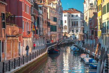 Obraz na płótnie Canvas Water channels in the city of Venice