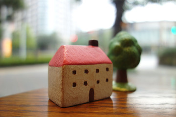 家のミニチュア　模型