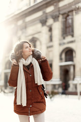 Fototapeta premium The girl on the street smiles