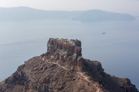 Imerovigli, Santorini, Greece - October 22, 2014: Skaros Rock. Caldera View  - Immagine