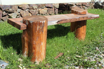 Rustic  wooden  bench