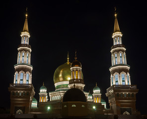 Fototapeta na wymiar Cathedral mosque in Moscow, Russia