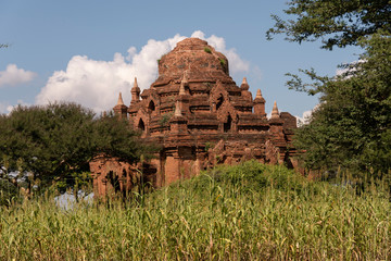 Parque arqueolàogico de los antiguos templos y pagodas de Bagan. Myanmar