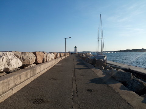 Phare du port de Hy&egrave;res