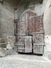 Porte de château médiéval  