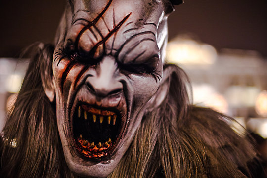 krampus masks to trieste by night
