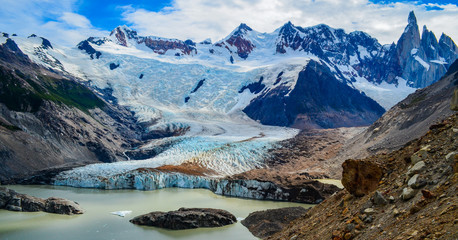 lake in mountains
