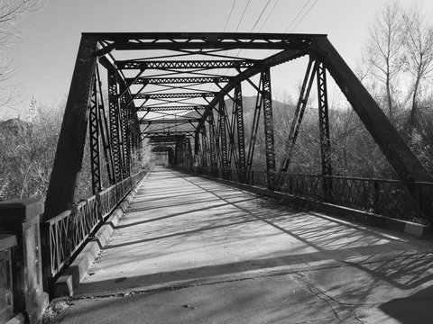 Monochrome image of the Sweetwater Bridge in Spring Valley, California