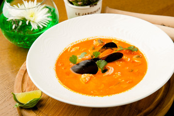 Thai soup with mussels and shrimp