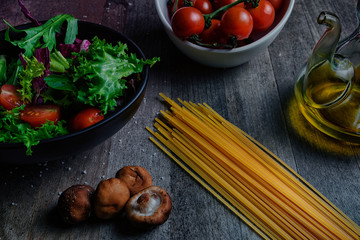 espaguetti tomate cherry ensalada pasta