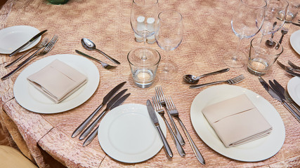 The luxury wedding reception dinner table setup