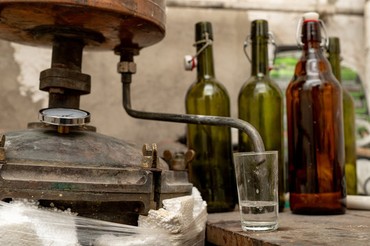 Alcohol production in home conditions. Accessories for the production of homemade moonshine.