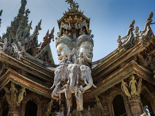 Obraz premium Sanctuary of Truth in Pattaya, Thailand.