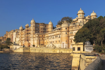 Fototapeta na wymiar Udaipur City Palace in Rajasthan state of India