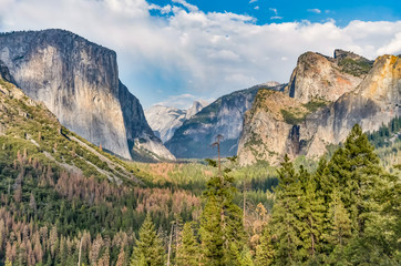 Yosemite National Park Tunnel View