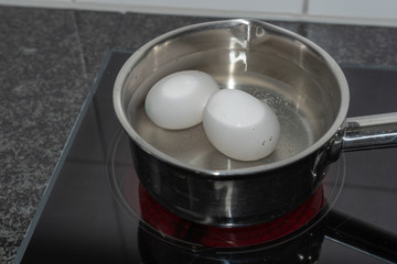 Eier hartkochen