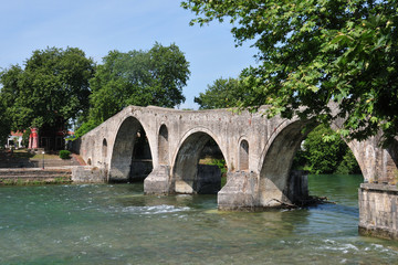 Fototapeta premium Brücke von Arta; Griechenland; Arachthos