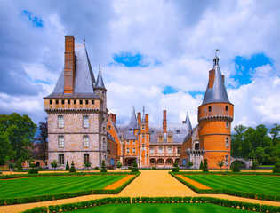 france,eure et loire : maintenon castle & garden