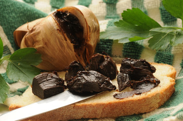 Allium sativum Aglio nero ft8102 Black garlic
