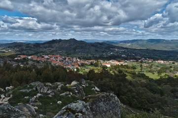 Fototapeta na wymiar Village, Mountains and Nature in Monsanto. Castelo Branco, Portugal