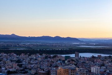 新年　朝日　日の出　霧　薄い