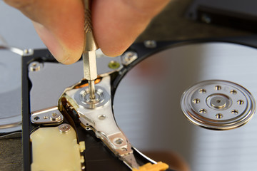 Repairing of HDD drive. Diagnostics of data loss and data recovery background