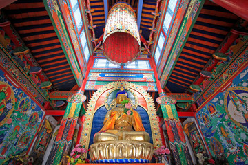 Obraz premium figure of Buddha and Prayer flag in the Five Pagoda Temple, Hohhot city, Inner Mongolia autonomous region, China