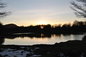 Obraz premium Tramonto sul lago