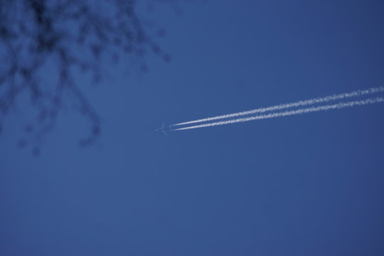  samolet v nebe 14/5000 plane in the sky