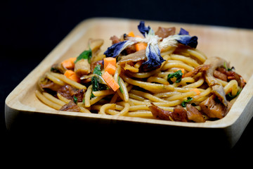 Dried Chilli and pork Spaghett