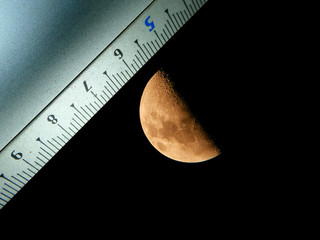 Misurazione lunare