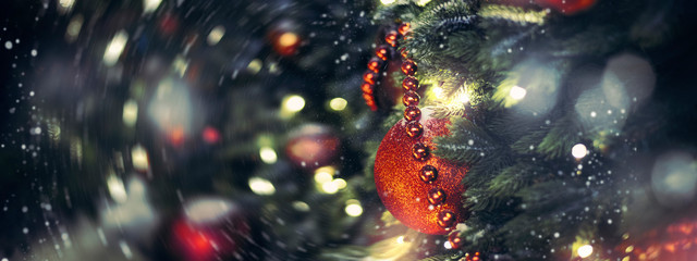 Fototapeta na wymiar Christmas tree background golden toy