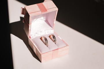 wedding rings in box