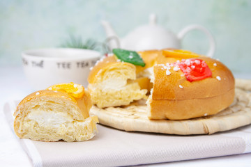 Roscón de reyes. Christmas typical spanish snack