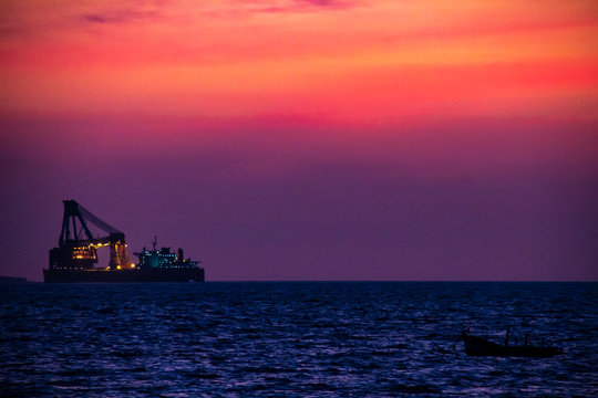 Tramonto a Colan, Per&ugrave;