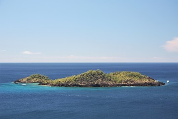 Guadeloupe, ilet du pigeon dans la baie de Malendure 